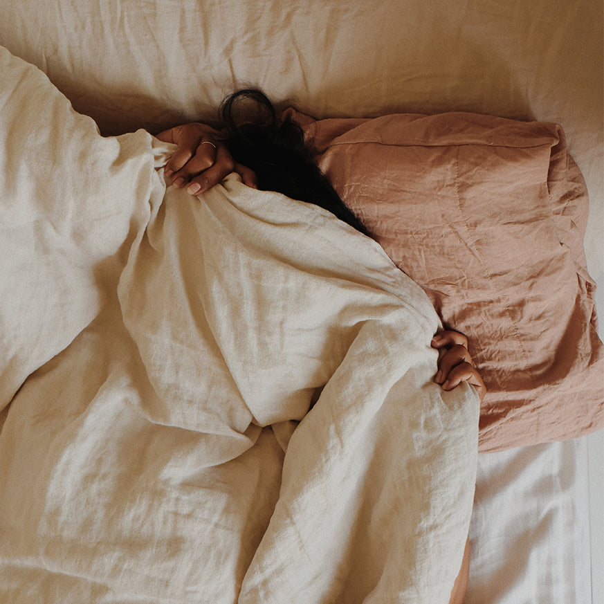 La charge mentale du plaisir : quand on pense trop, on ressent moins.